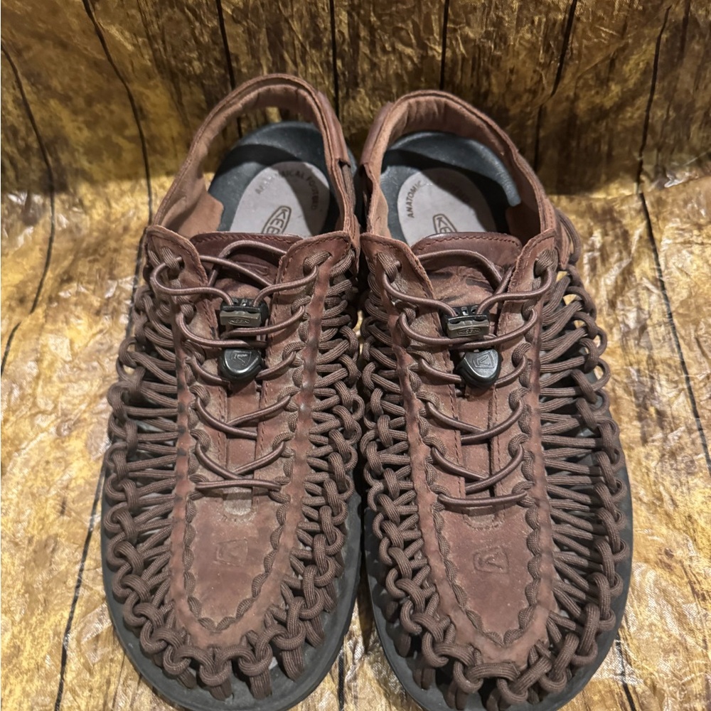 Men’s KEEN UNEEK Classic Two Cord Mens Sandals Size 10 - Picture 3 of 4
